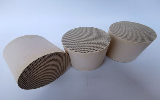 Palladowe katalizatory samochodowe spalin EU4 5 6 Ceramiczne podłoże o strukturze plastra miodu Honey