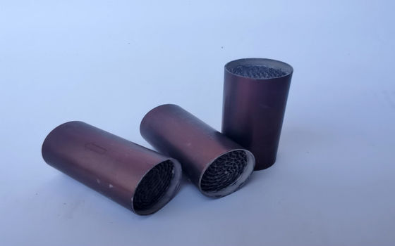Uniwersalny katalizator motocyklowy CO HC NOx Alumina Metal Catalyst