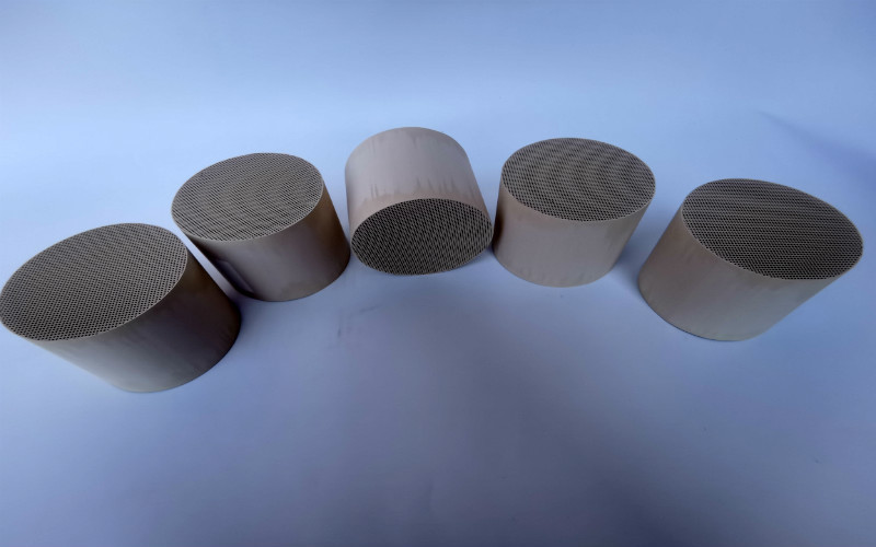Wydechowy silnik DPF Filtr cząstek stałych do silników wysokoprężnych Euro 6 Euro 5 Filtr Dpf